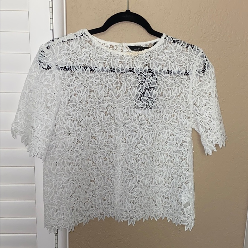 See Through Floral Pattern Crochet Shirt